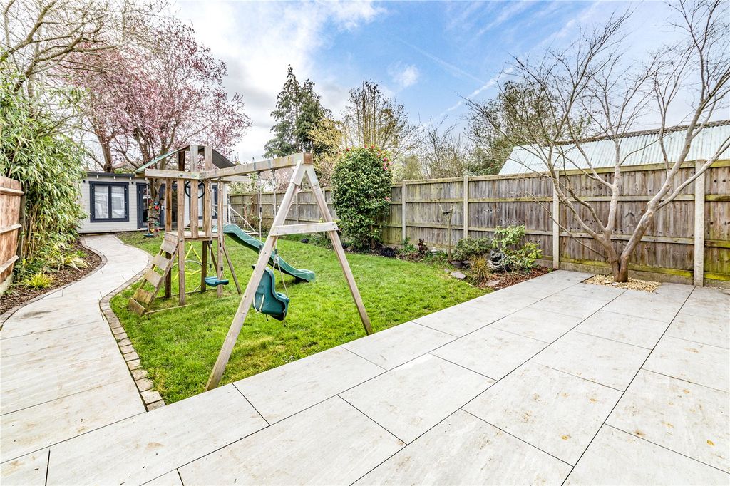 Property photo 3 of 25 Picture No. 29