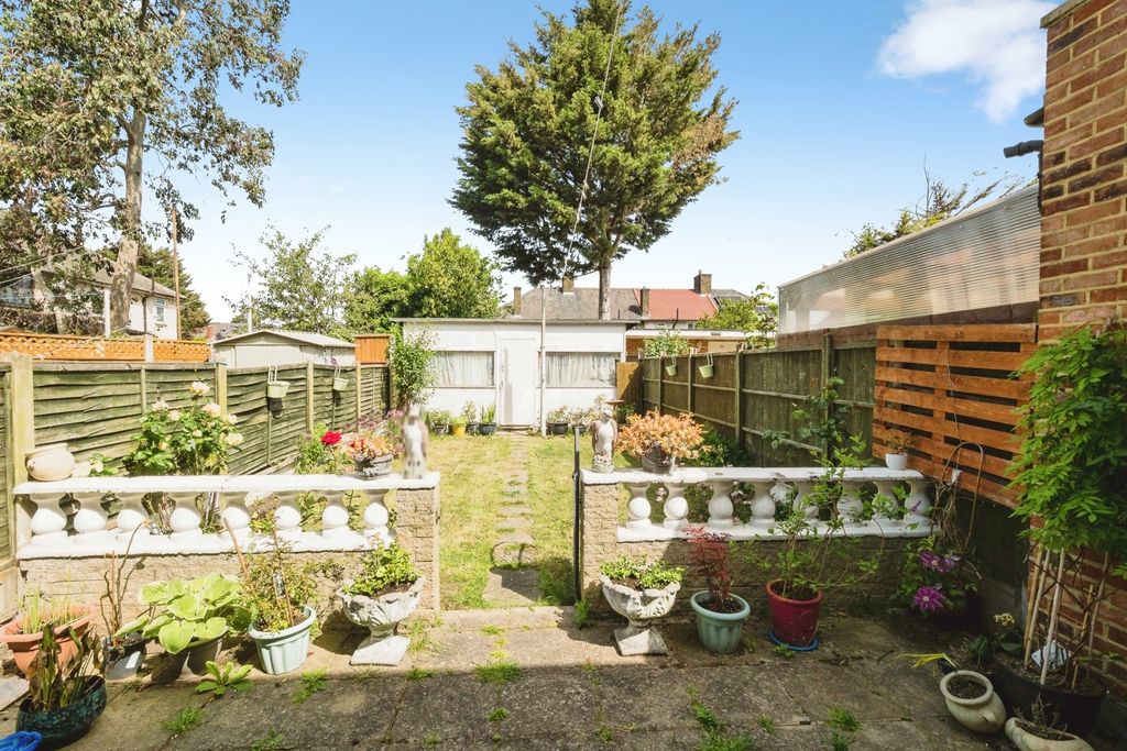 Property photo 1 of 19 Pbox-Img.Jpg
