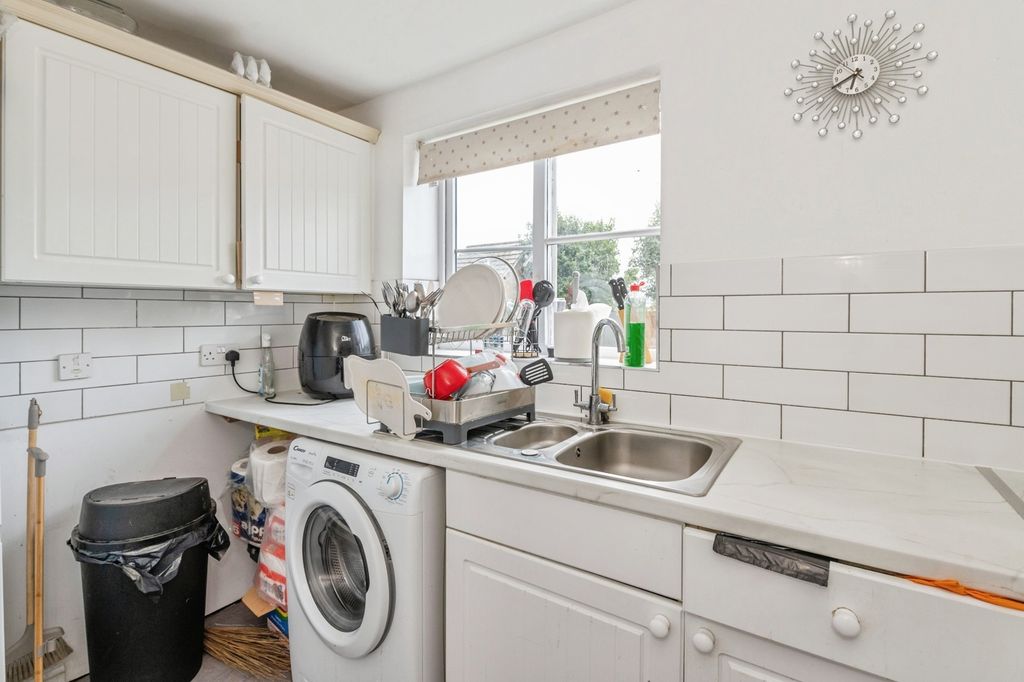 Property photo 3 of 15 Pbox-Img.Jpg