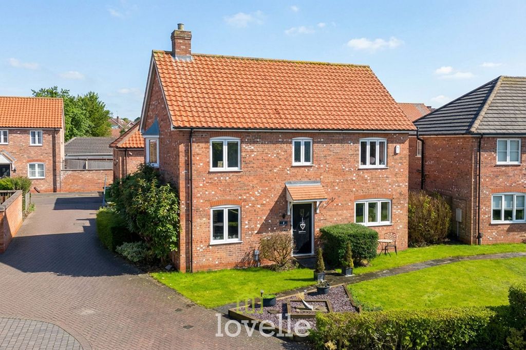 Property photo 1 of 38