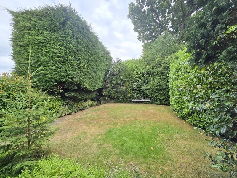 Property photo 3 of 24 Photo 7