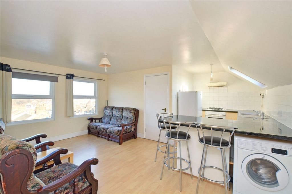 Property photo 1 of 11 Picture No. 03