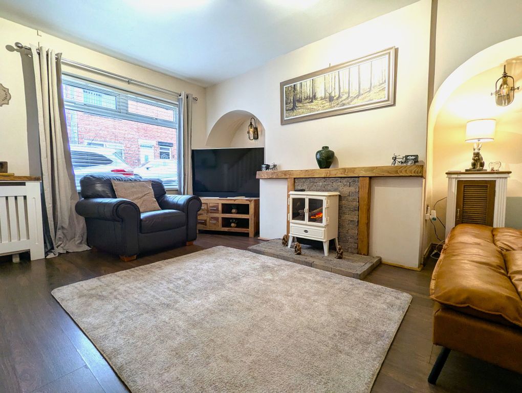 Property photo 2 of 12 Photograph 2