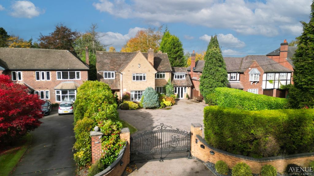 Property photo 1 of 52 4612310