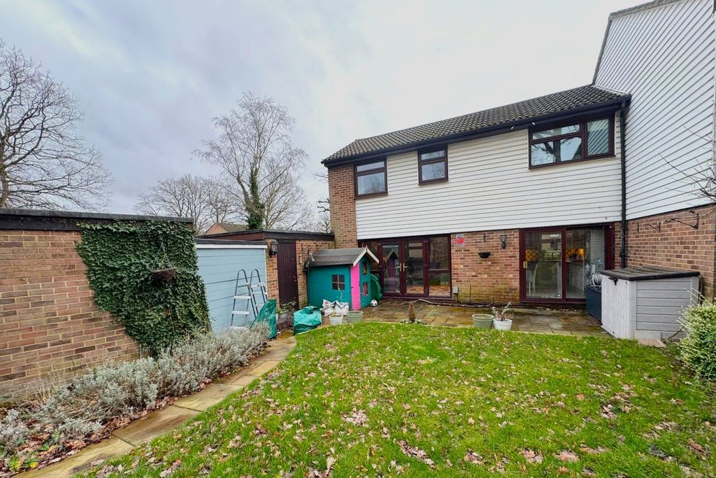 Property photo 1 of 15 Picture No. 16