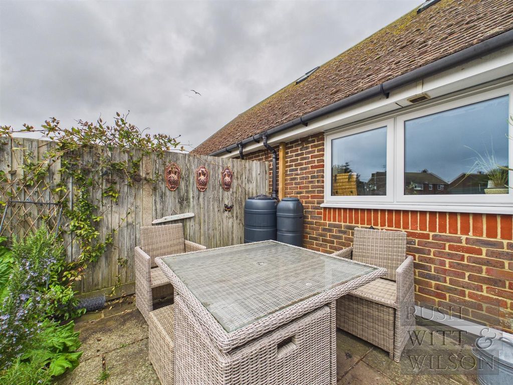 Property photo 3 of 23