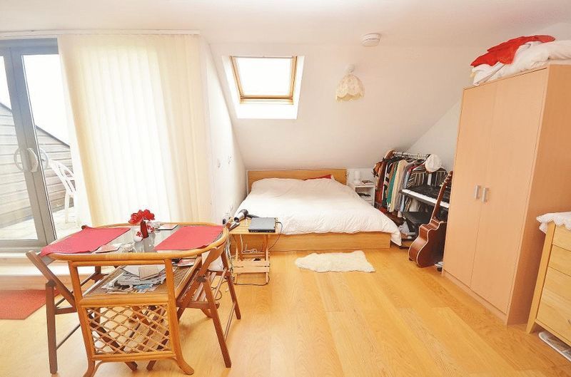 Property photo 3 of 15 Photo 5