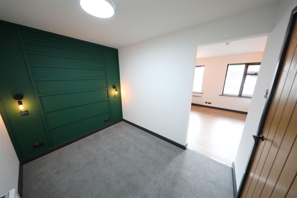 Property photo 3 of 8 0A4A6060.Jpg