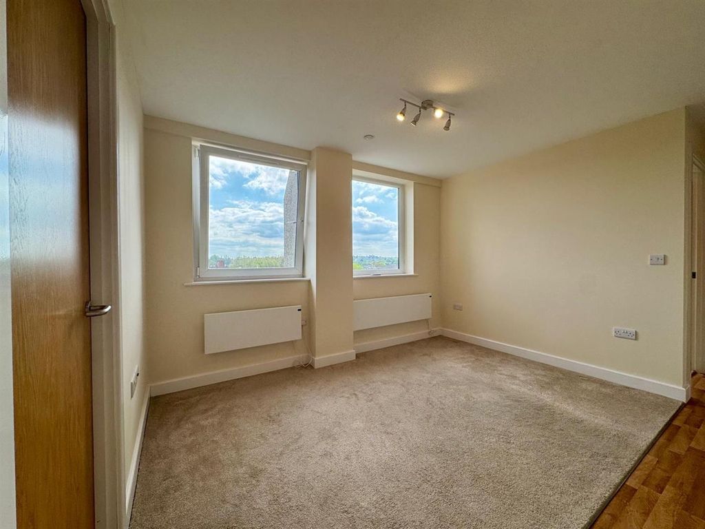 Property photo 3 of 12 Lounge Pic 1.Jpeg