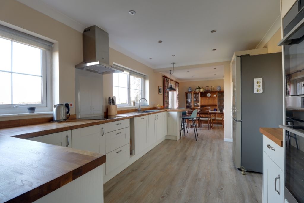 Property photo 2 of 20 Kitchen Diner