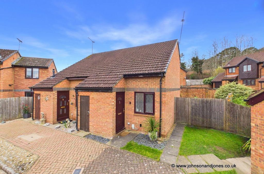 Property photo 1 of 16 1 Front.Jpg