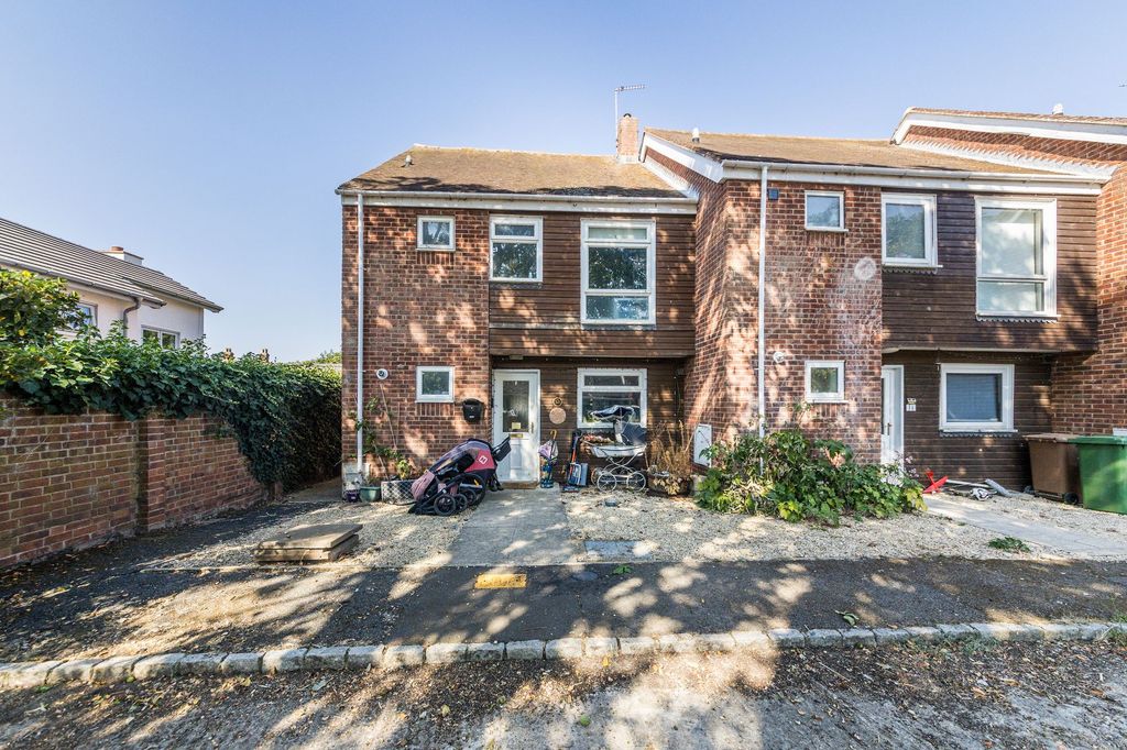 Property photo 1 of 20