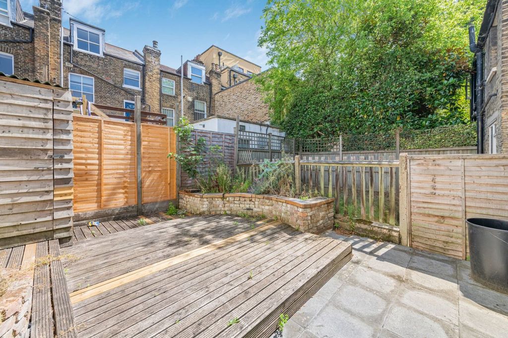 Property photo 3 of 10 Picture No. 17