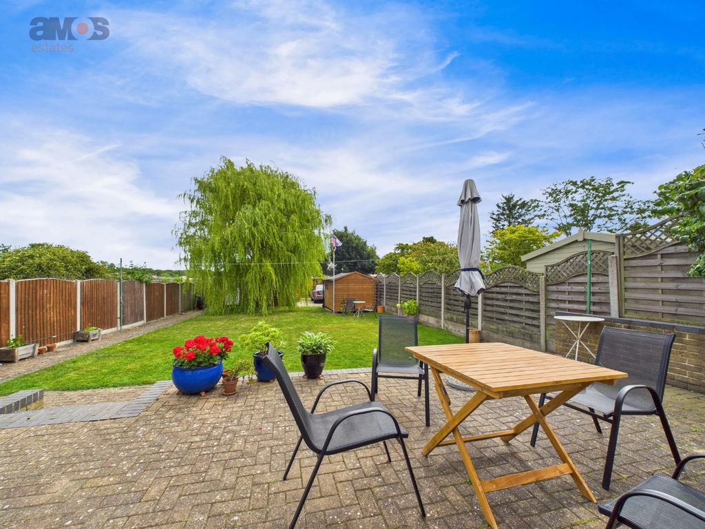 Property photo 2 of 18 4474152