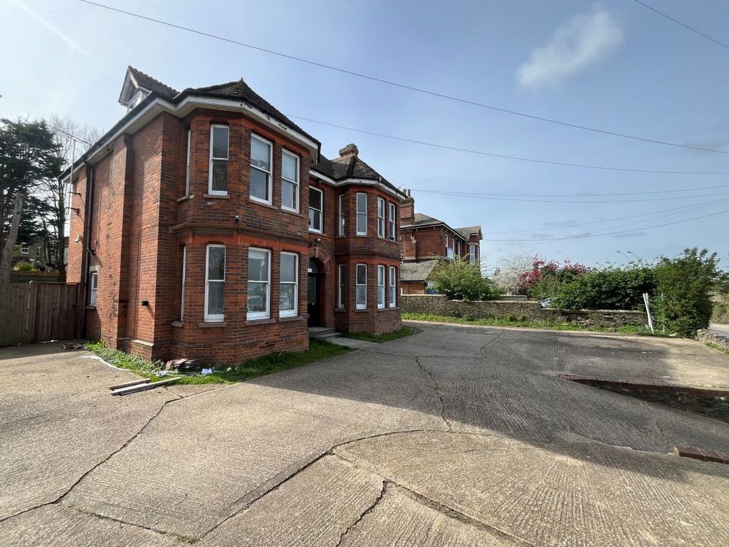 Property photo 3 of 4