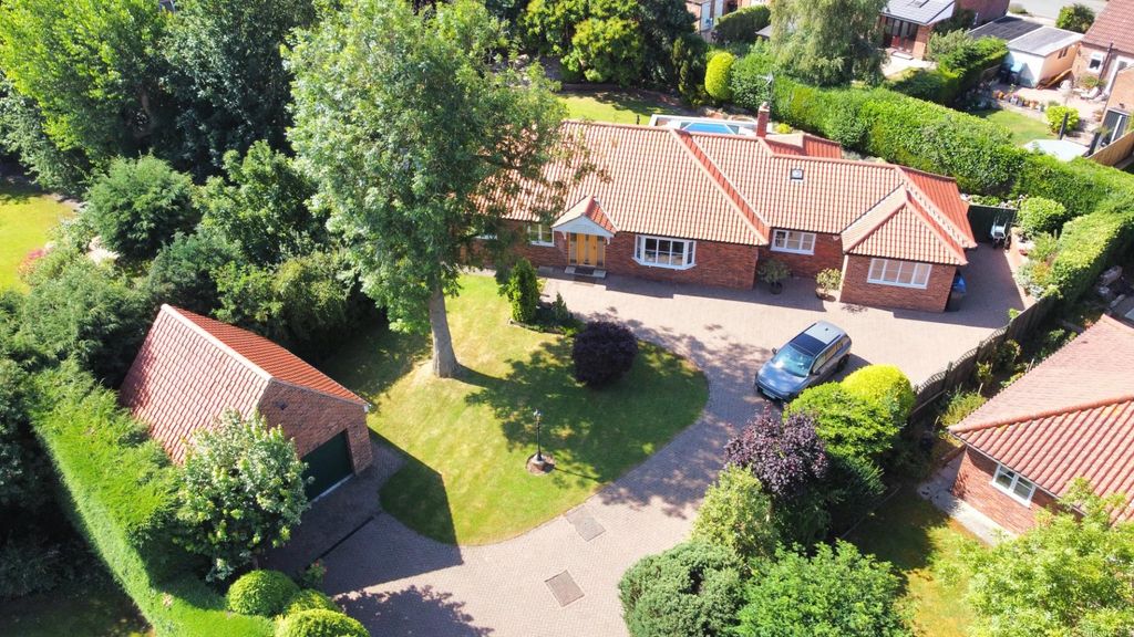 Property photo 1 of 26