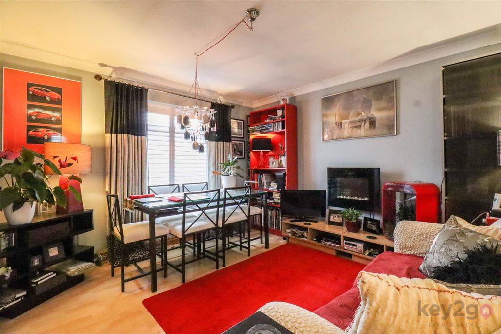 Property photo 2 of 15 Img_8724.Jpg