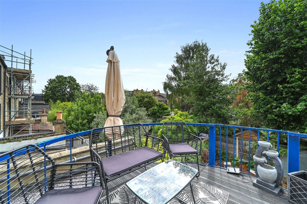 Property photo 2 of 12 Picture No. 03