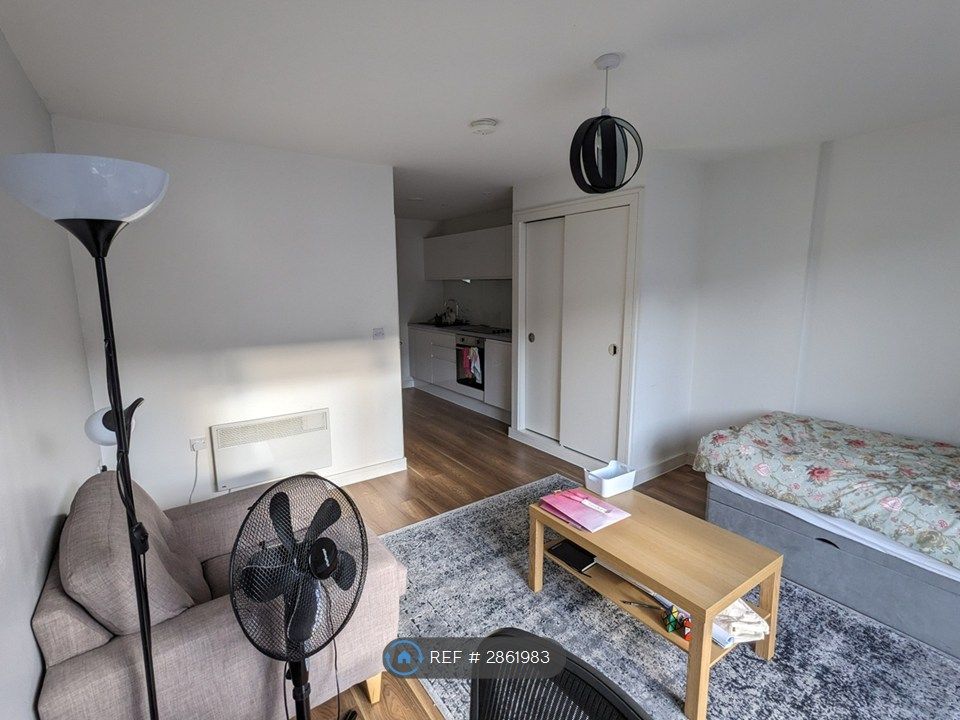 Property photo 1 of 5