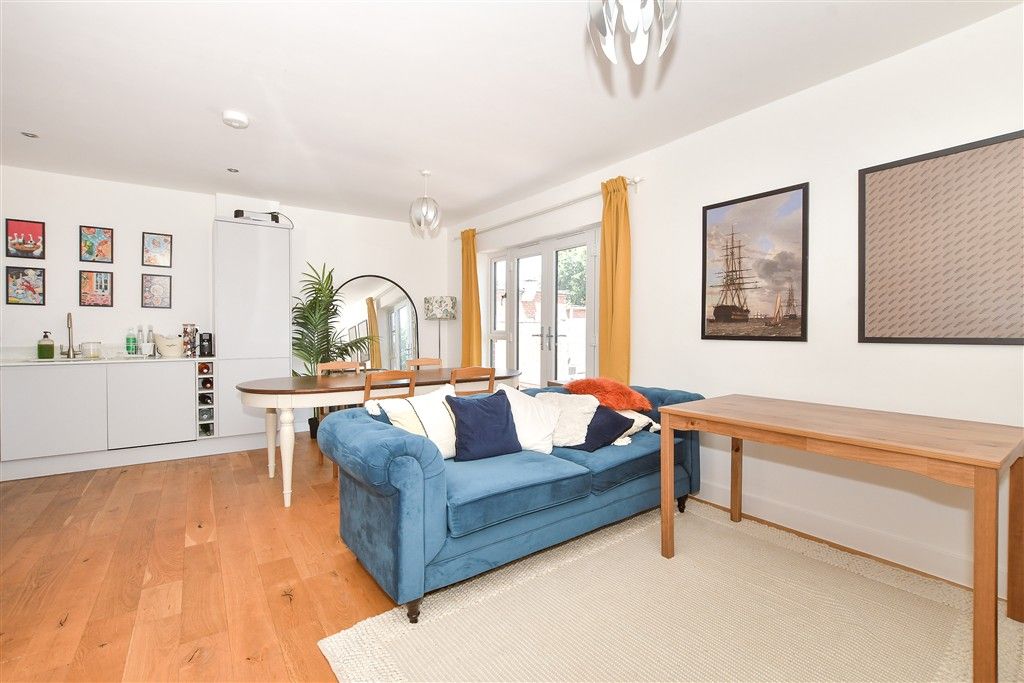 Property photo 3 of 10 Kitchen/Lounge/ Dining Room