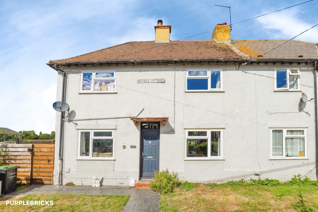 Property photo 2 of 26