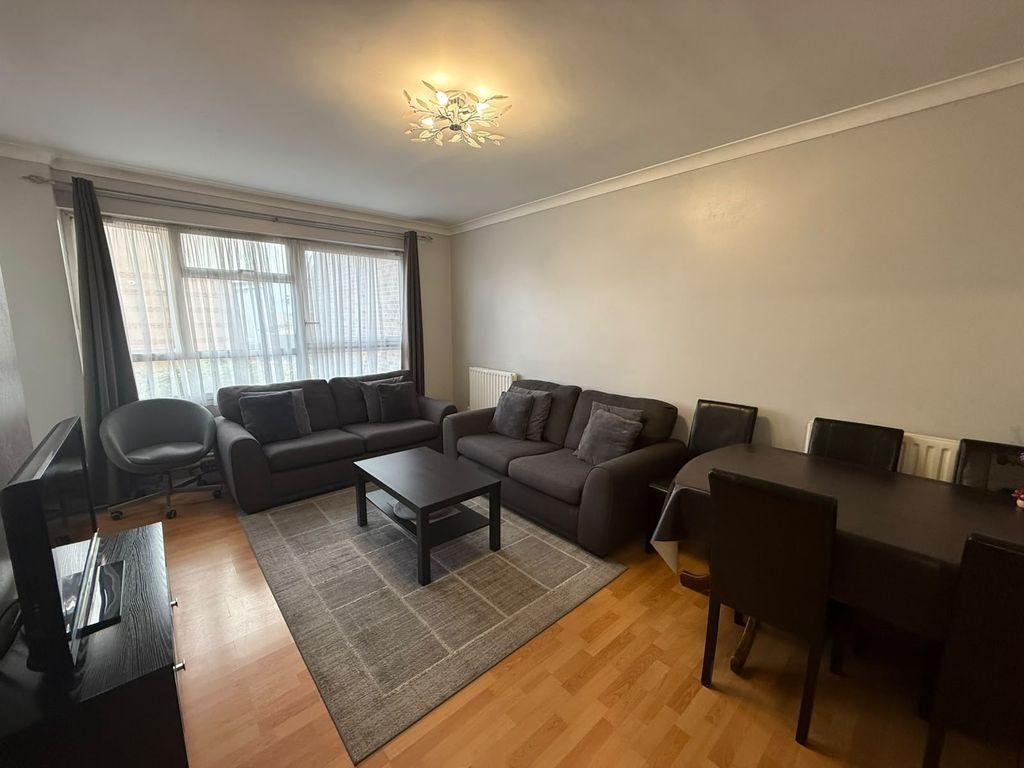 Property photo 3 of 22