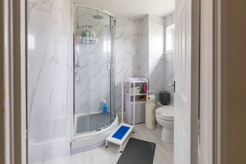 Property photo 1 of 1