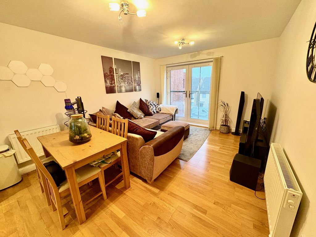 Property photo 3 of 10