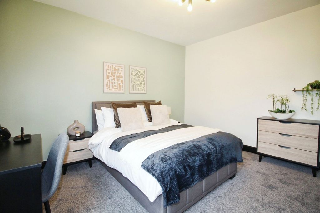 Property photo 2 of 11 Picture No. 13