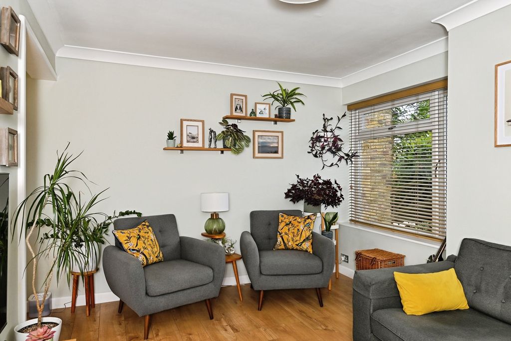 Property photo 2 of 18 Pbox-Img.Jpg