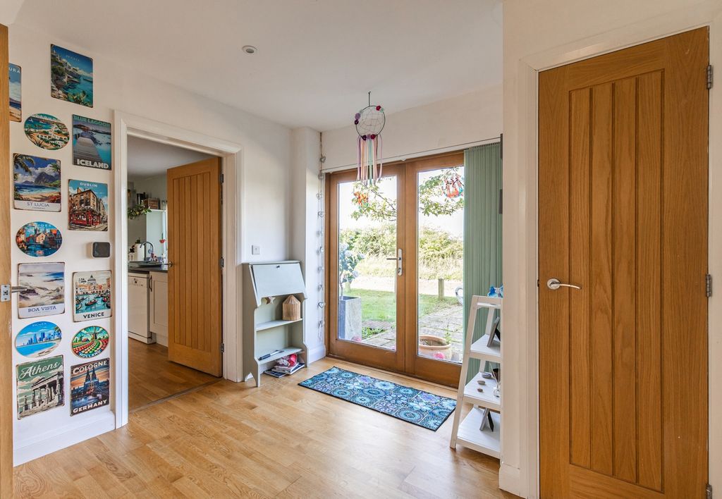 Property photo 3 of 27 Mbmmere Barn_-33