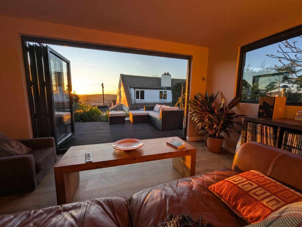 Property photo 2 of 25 Picture No. 36