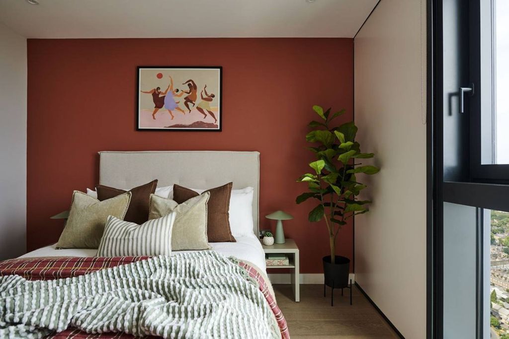 Property photo 1 of 33