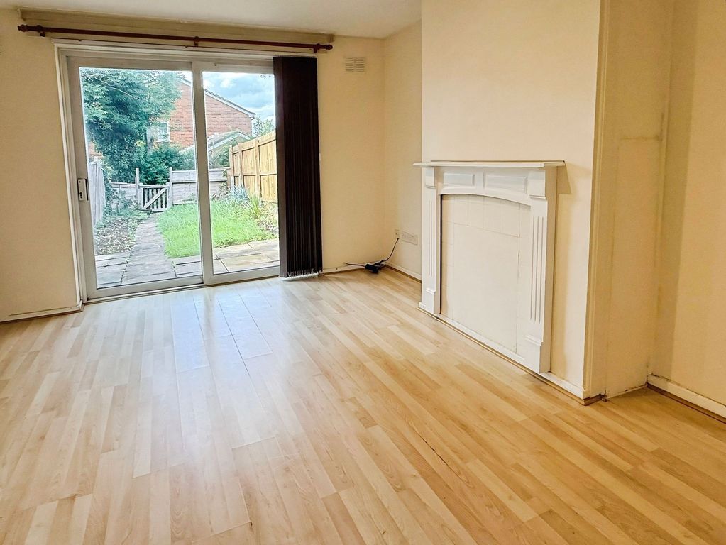 Property photo 2 of 22