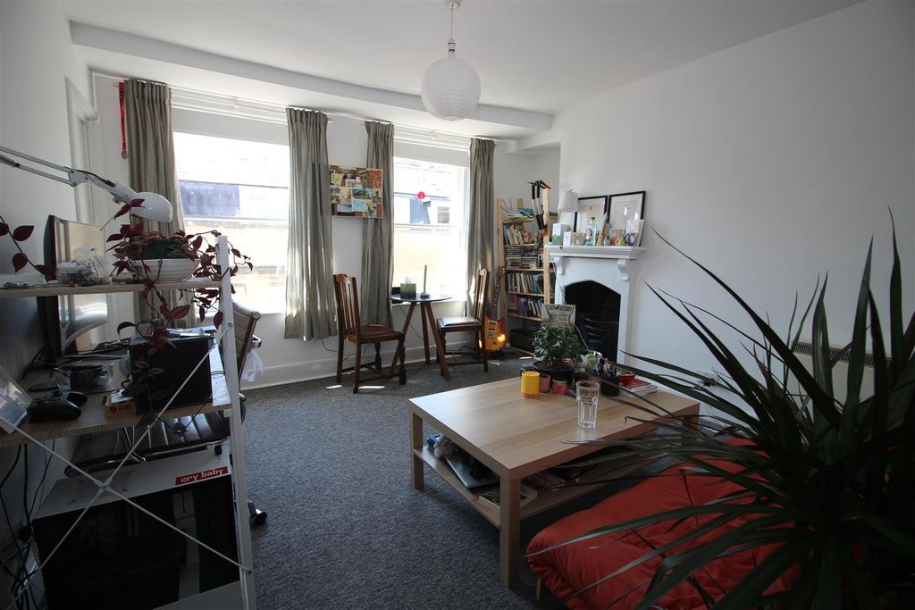 Property photo 2 of 12 Img_2913.Jpg
