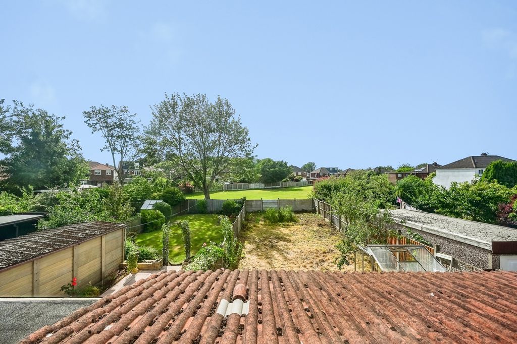 Property photo 2 of 17 Pbox-Img.Jpg