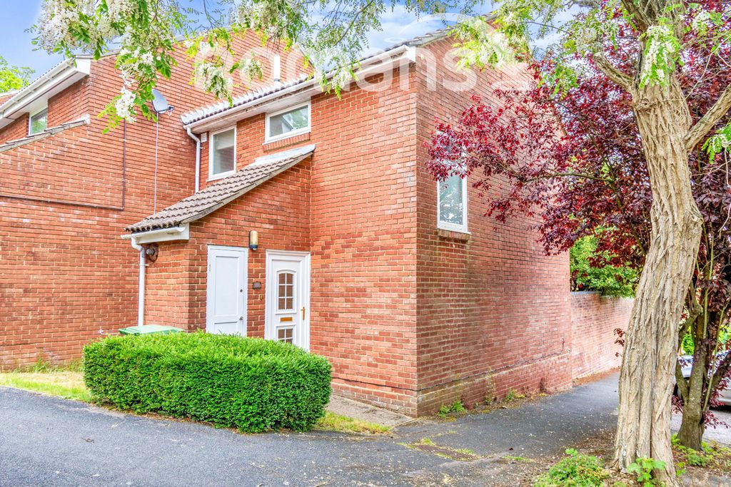 Property photo 1 of 10 1