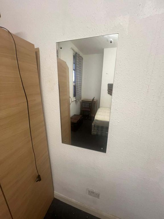 Property photo 3 of 3