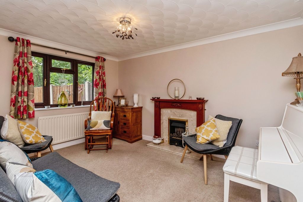 Property photo 2 of 22 Pbox-Img.Jpg
