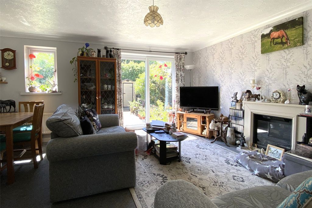 Property photo 2 of 11 Picture No. 23