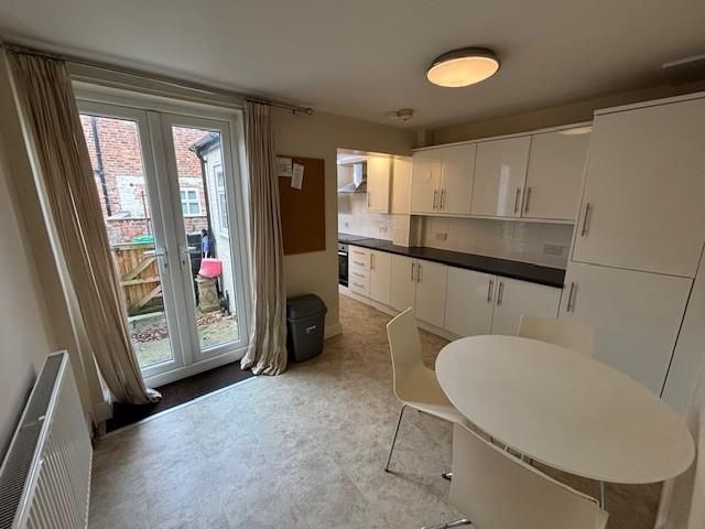 Property photo 3 of 19 Kitchen Diner