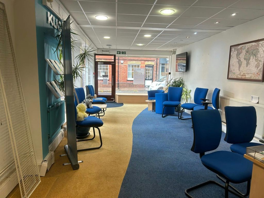 Property photo 2 of 9 25.Jpg