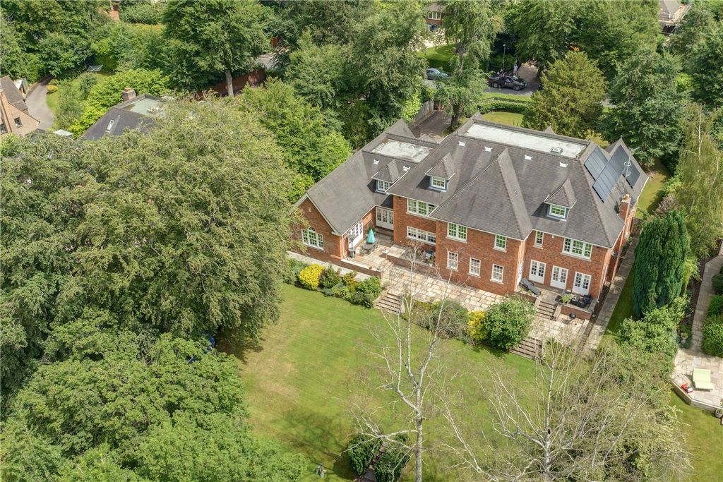Additional image 19 of 8 bed detached house for saleWestfield Road, Beaconsfield HP9