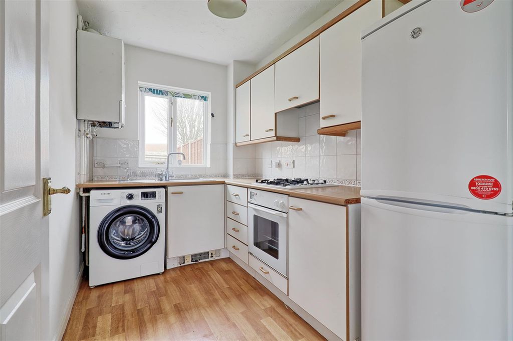 Property photo 2 of 10 Kitchen.Jpg