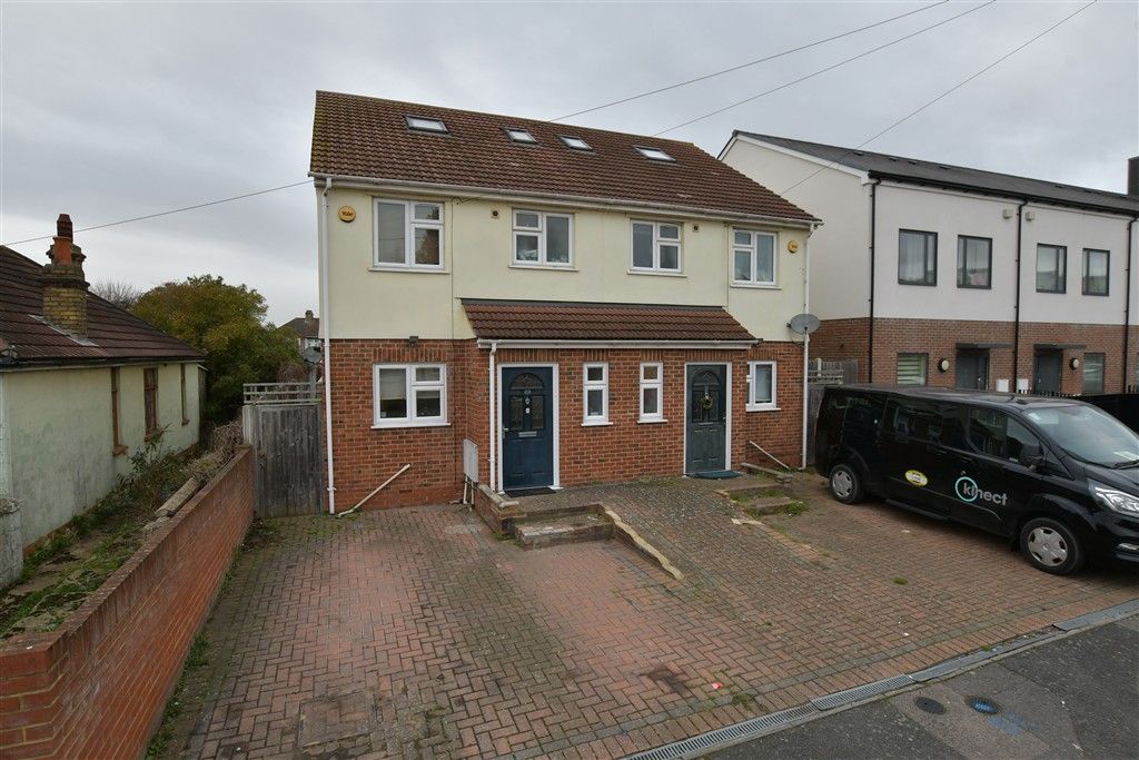 Property photo 1 of 11 External (Web)