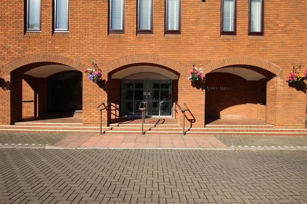 Property photo 2 of 16