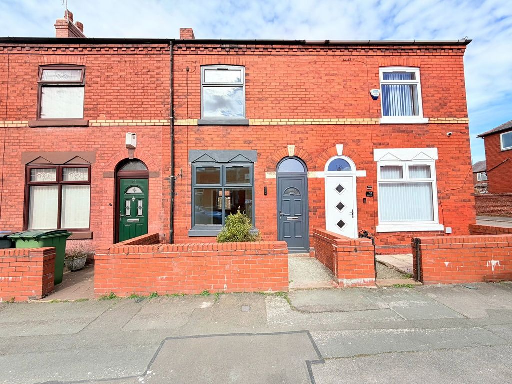 Property photo 1 of 20