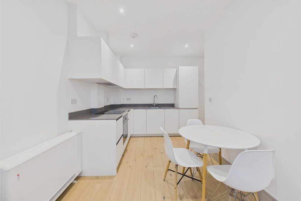 Property photo 2 of 11 10.Jpg