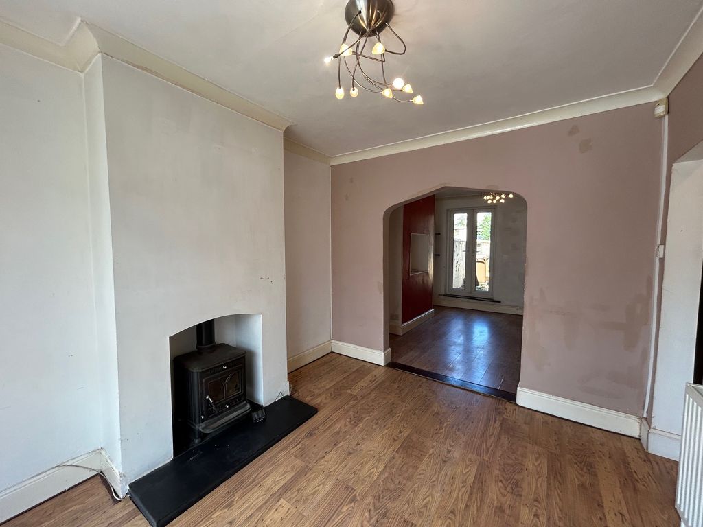 Property photo 2 of 10 Living Room