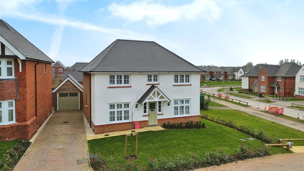 Property photo 1 of 18